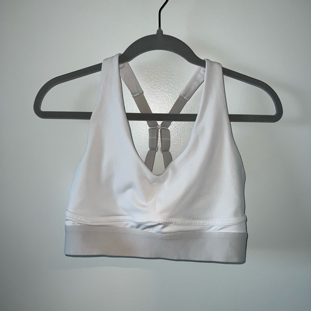 Fabletics sports bra
